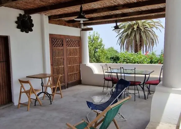 Nyaraló Nicaredda *